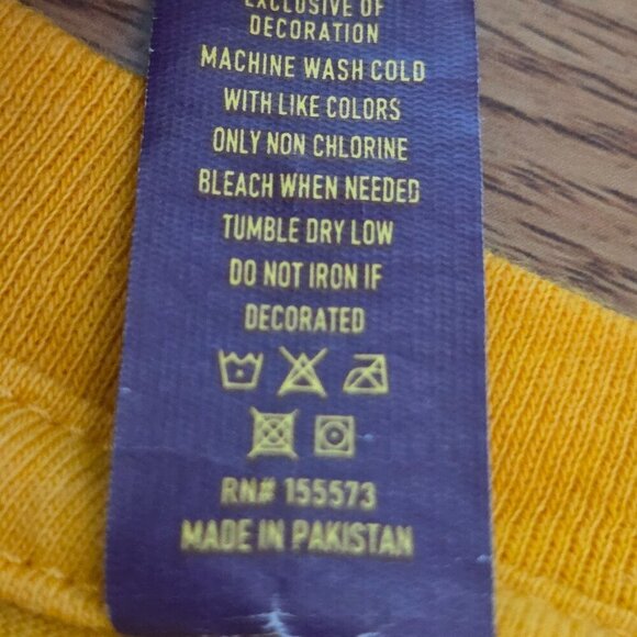 LA Lakers Stadium Giveaway T-Shirt XL Thank You First Responders 1/13/2025 - Picture 6 of 10